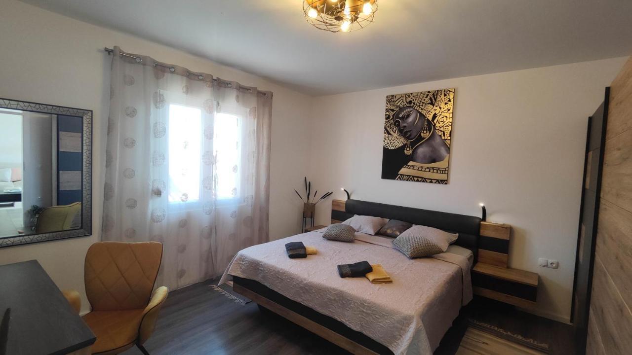 זאדאר Gold And Silver Apartment מראה חיצוני תמונה